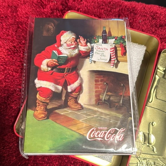 Coco Cola colletable Christmas tin - Picture 5 of 8